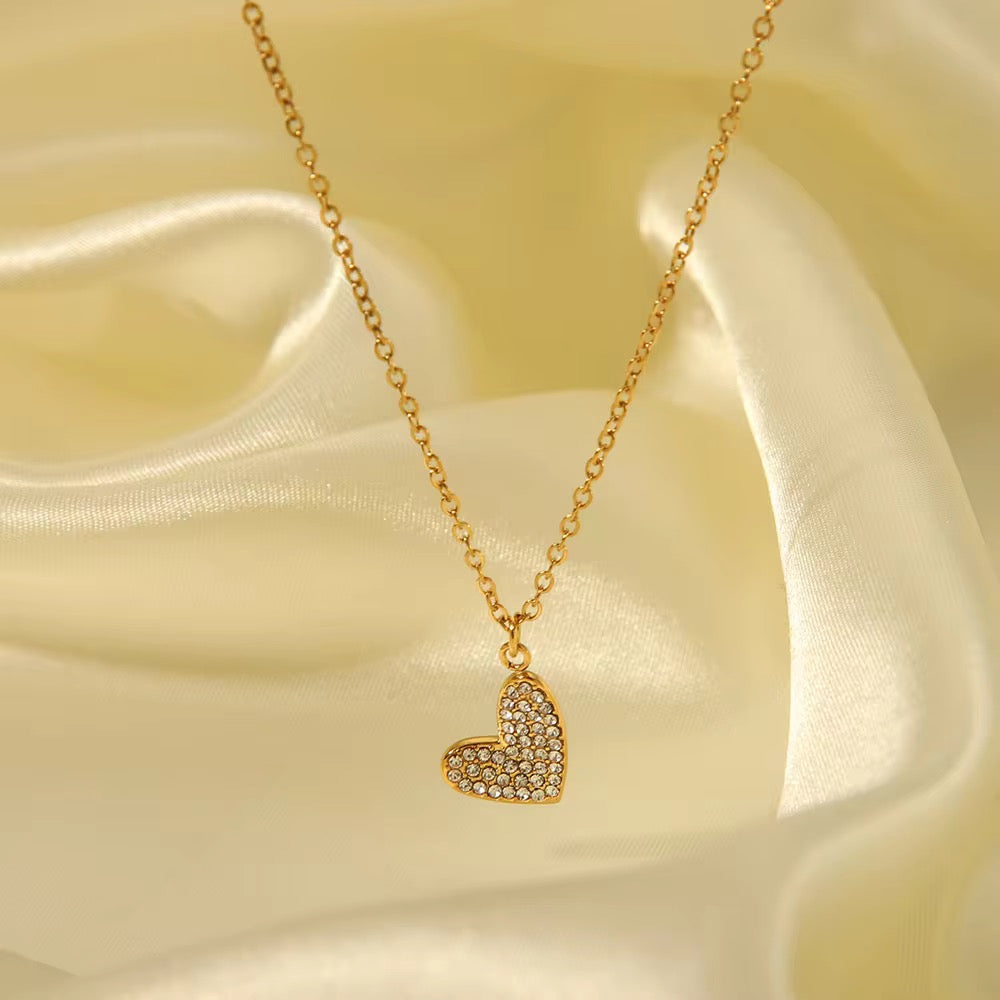 Amor Necklace
