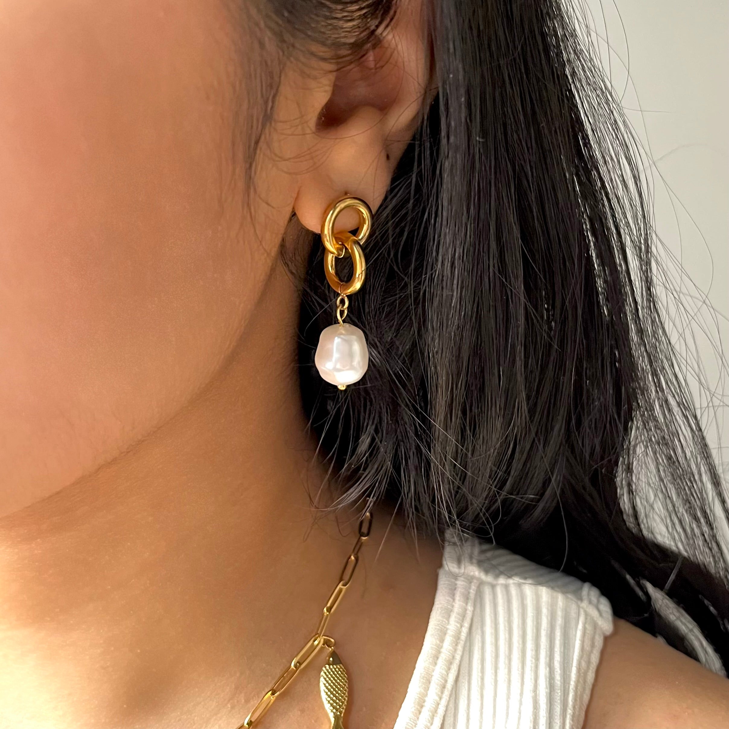 SUZIE STUDS