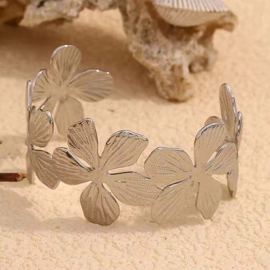 Aster Silver Bangles