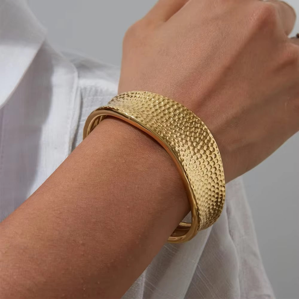 Odette Hand Cuff