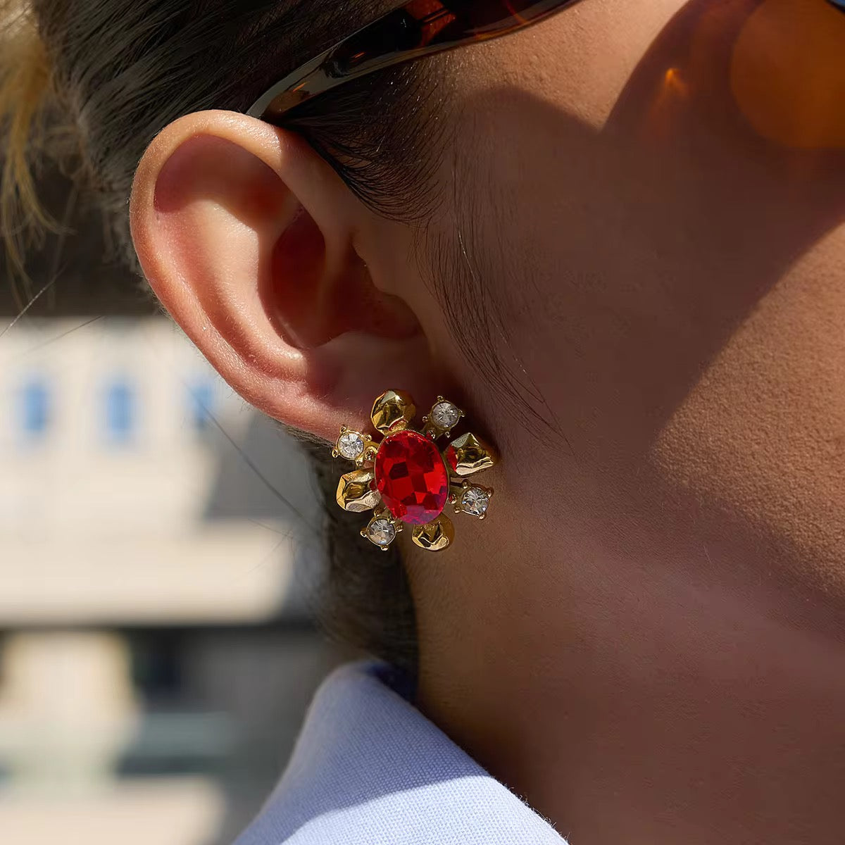 Victoria Studs