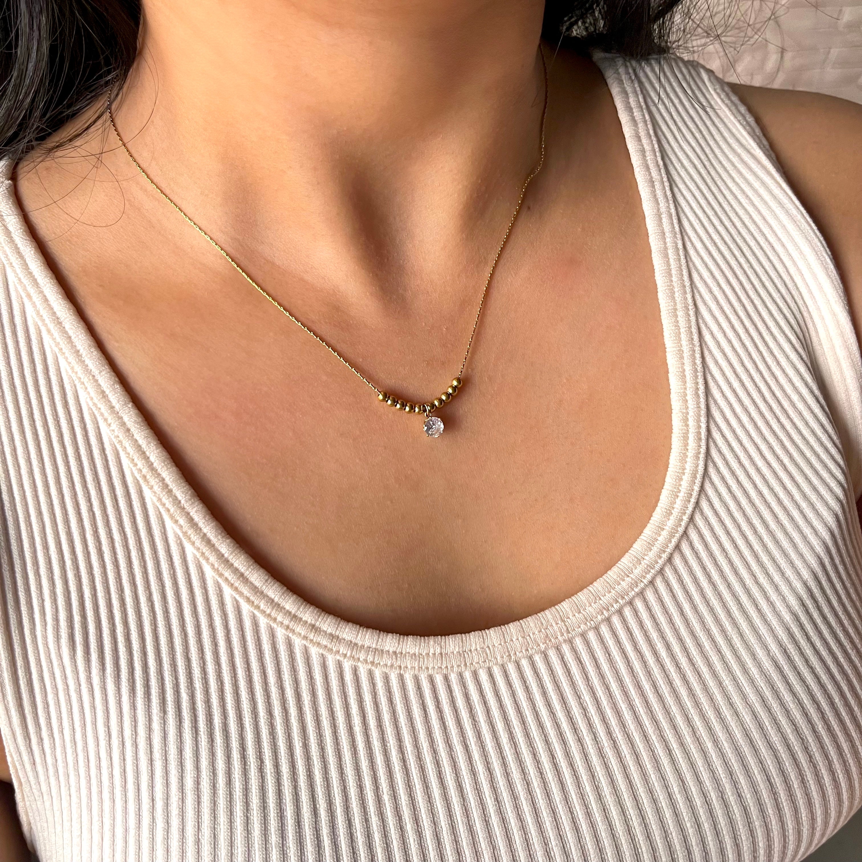ONDIN NECKLACE