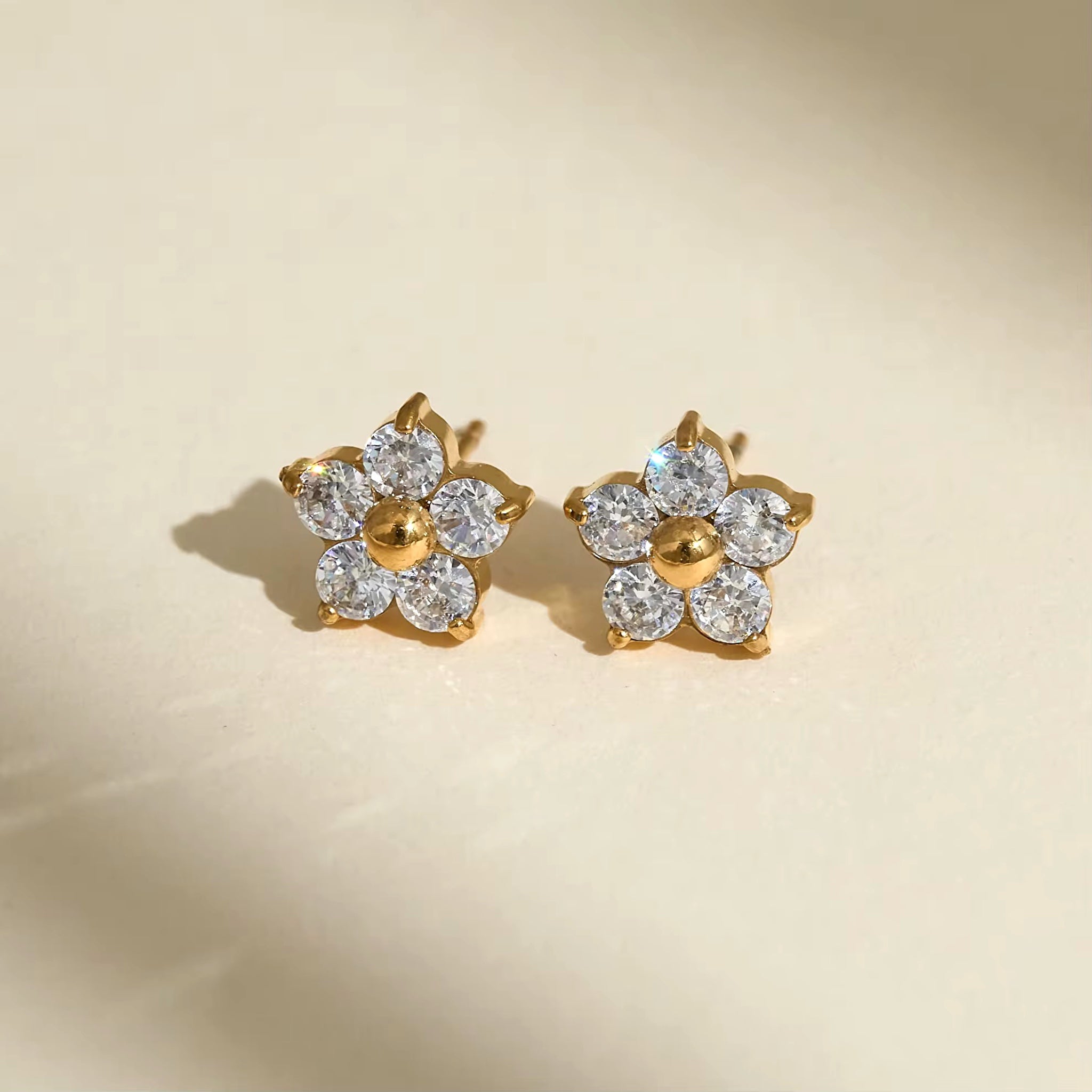 FLORA STUDS